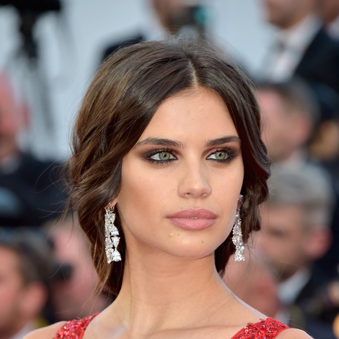 Sara-Sampaio-Cannes-Film-Festival-2017