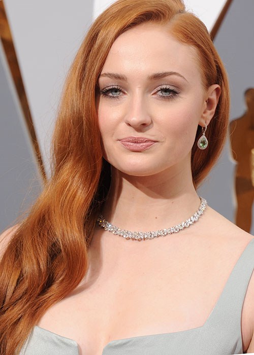 Sophie Turner hair dye