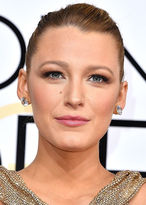 Matte Smoky Eye Makeup How-to: Blake Lively