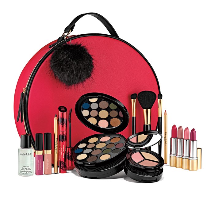 Elizabeth Arden Makeup On The Move Blockbuster