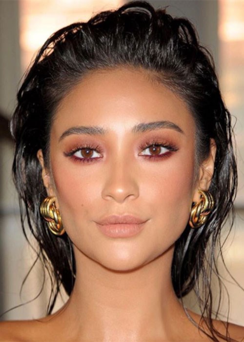 Shay Mitchell eyeshadow