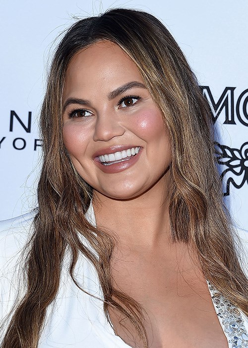 Chrissy Teigen's Met Gala hair tutorial