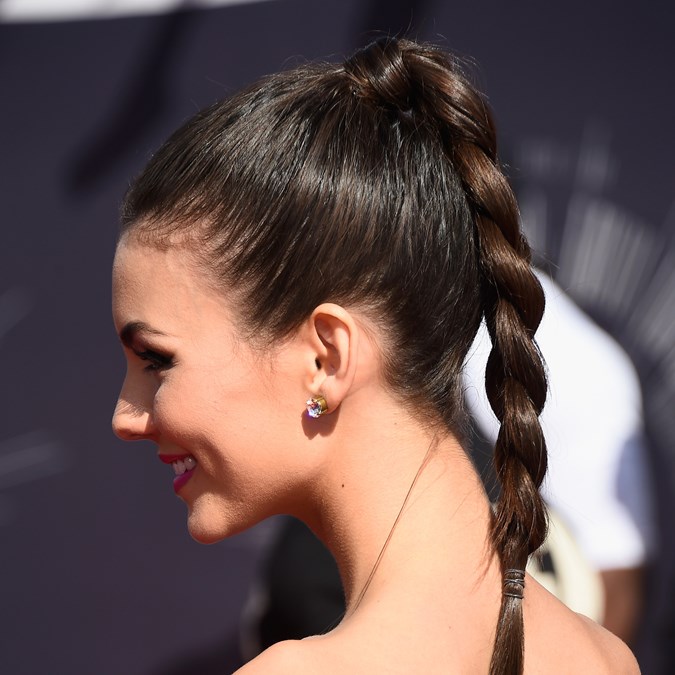 Victoria Justice plait