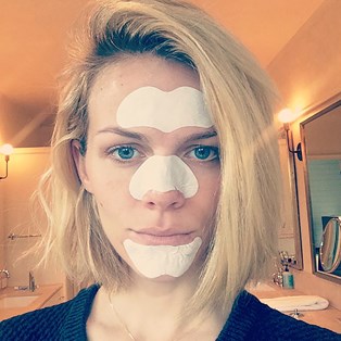 Brooklyn Decker pore strip