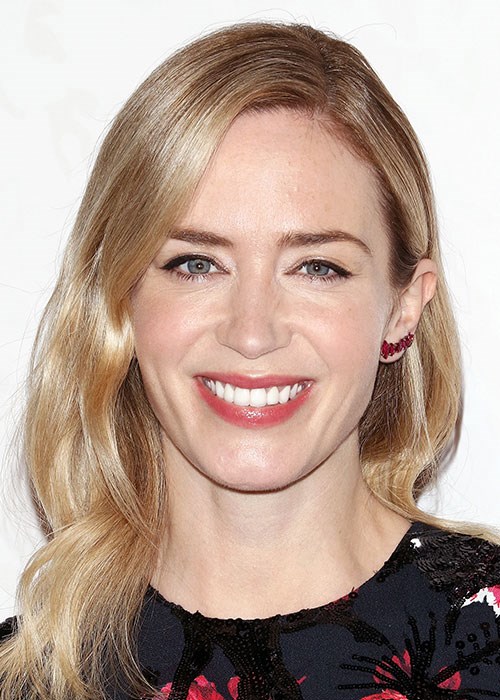 How to copy Emily Blunt's crown braid