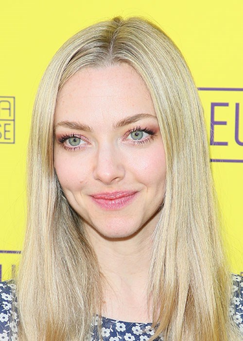 Amanda Seyfried's smoky eye makeup 