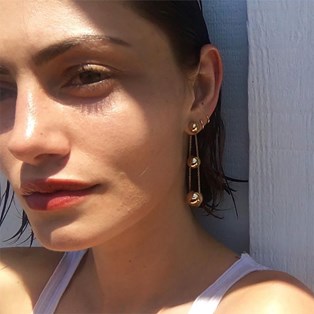 Phoebe Tonkin retinol myths debunked