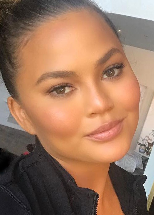 Chrissy Teigen using blackhead strips