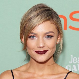 Sam Frost's makeup-free selfie