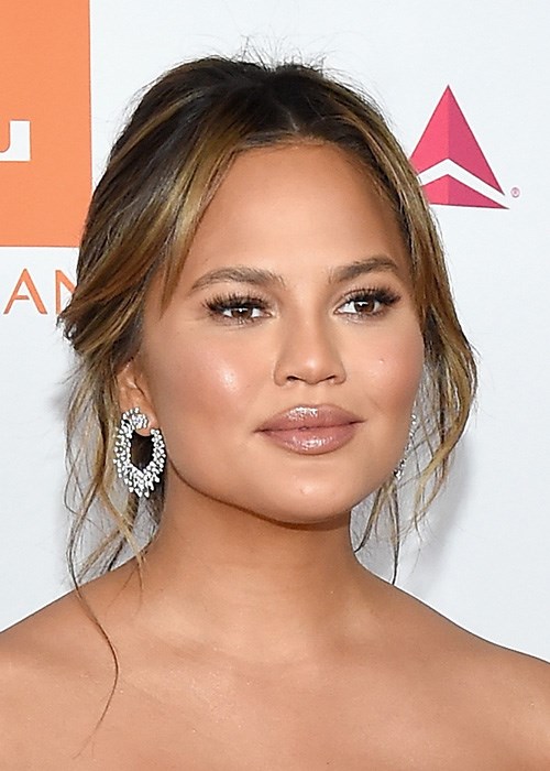 Chrissy Teigen collagen