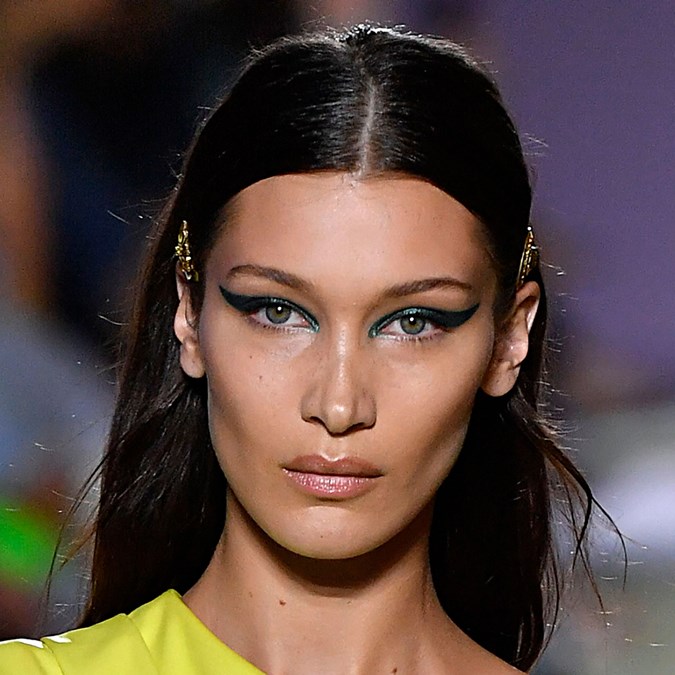 Bella Hadid versace