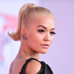 Rota Ora American Music Awards Best Beauty Looks