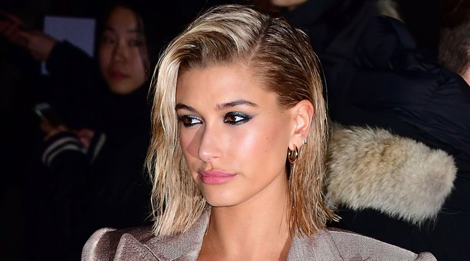 Cute Easy Hairstyles - Hailey Baldwin