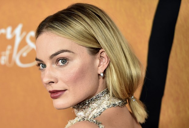 Cute Easy Hairstyles - Margot Robbie