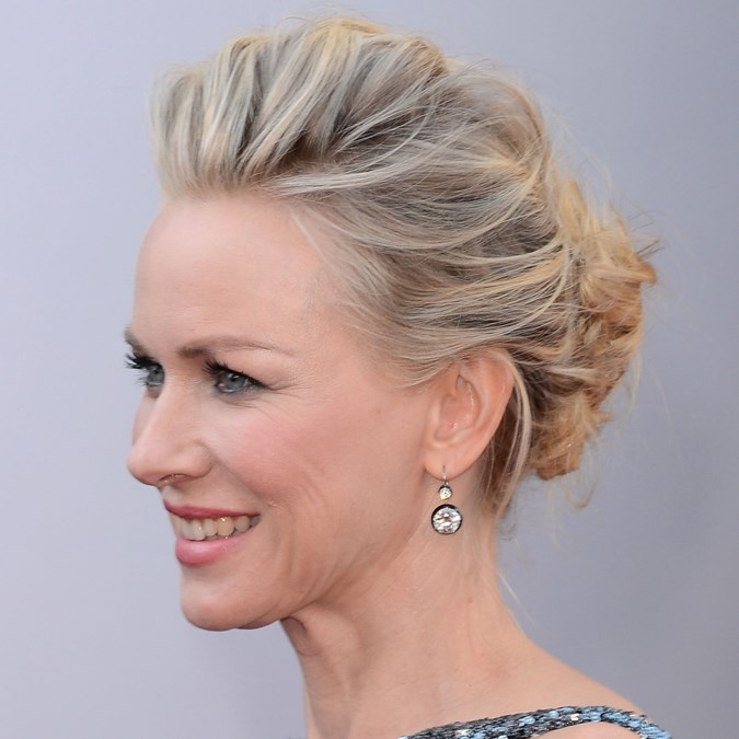 Best Classic Red Carpet Hairstyles - Naomi Watts