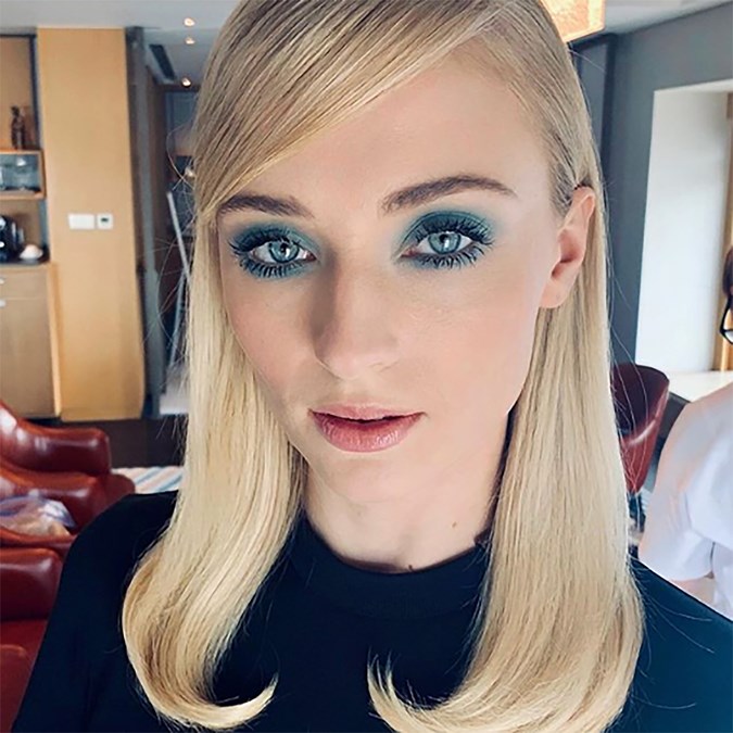 Sophie Turner X-men Dark Phoenix Tour - Best Hair Makeup Looks