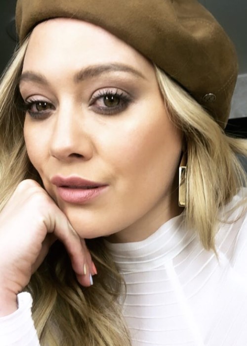 Hilary Duff Reveals Her Freckles In Makeup Free Selfie