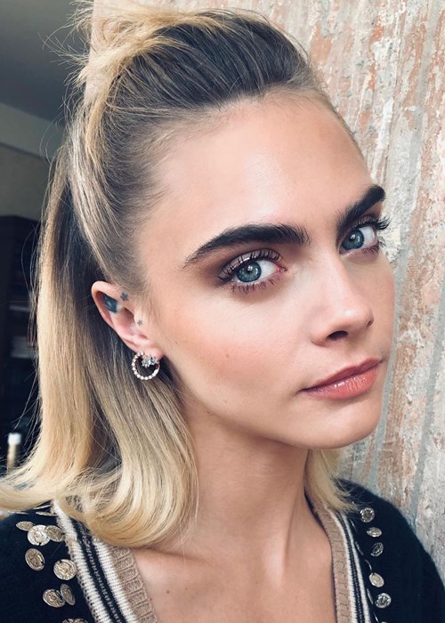 Cara Delevingne Is Wearing  The Rainbow Eye Makeup Of Your Dreams