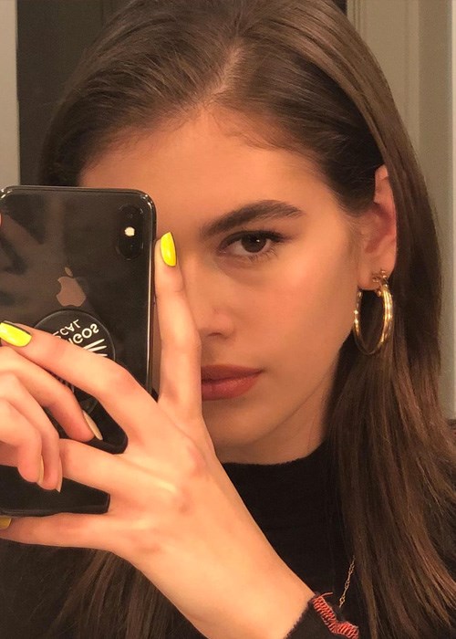 blue light skin damage Kaia Gerber