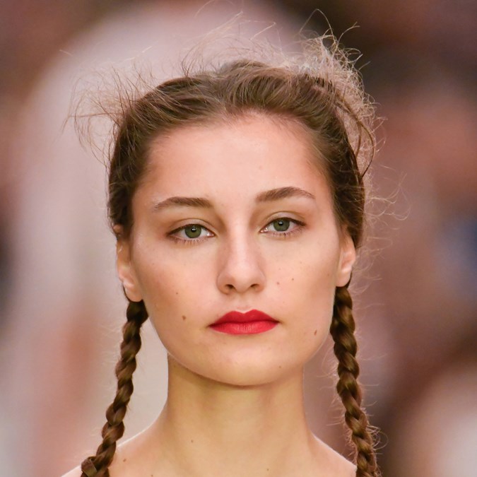 The Most Breathtaking Beauty Looks Spotted At London Fashion Week Spring 2020