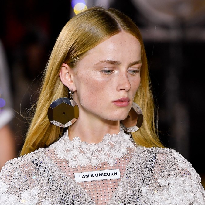 The Most Breathtaking Beauty Looks Spotted At London Fashion Week Spring 2020