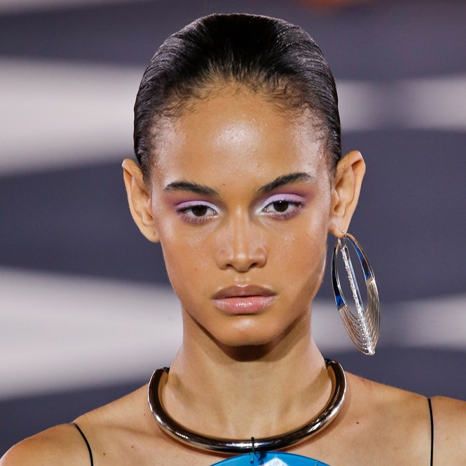 The Best New Beauty Trends From Paris Fashion Week Spring 2020