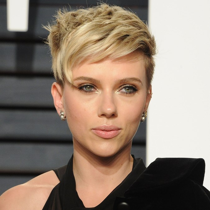 Scarlett Johansson Short Hair: Bob, Pixie, Undercut & More