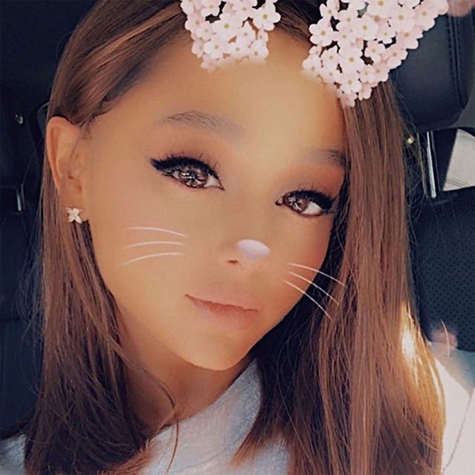 Ariana Grande Hair: Ponytail, Short, Natural & More