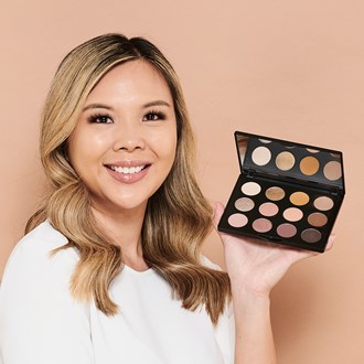 /media/37164/the-lowdown-on-mastering-a-smoky-eye-step-s.jpg