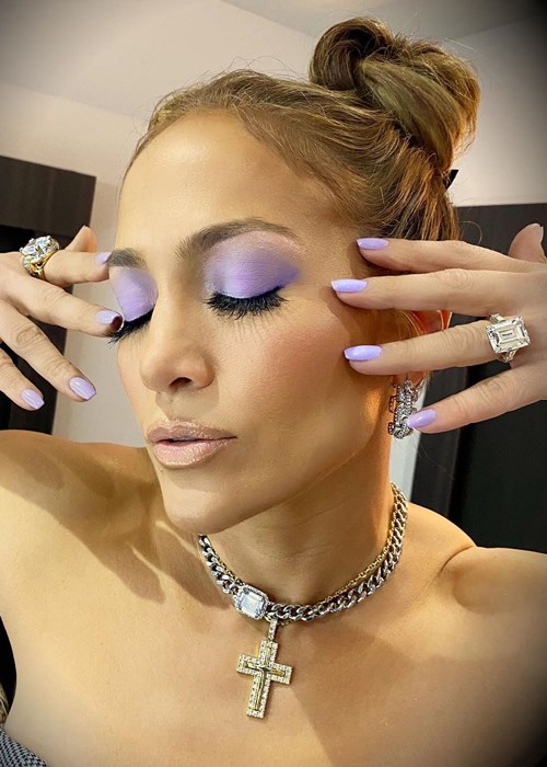 J.Lo Just Showed Us How To Nail The Matchy-Matchy Beauty Trend