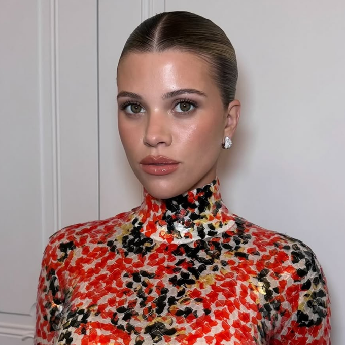 /media/66150/sofia-richie-grainge-beauty-essentials-s.png