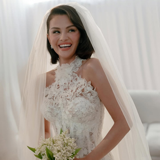 /media/66859/selena-gomez-bridal-manicure-s.png